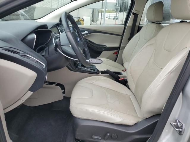 Foto 7 de la subasta – 2015 FORD FOCUS BEV con VIN 1FADP3R4XFL317737