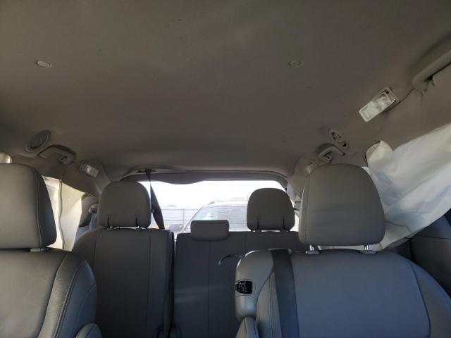 Photo 10 from auction – 2015 TOYOTA SIENNA XLE with VIN 5TDYK3DC6FS527291
