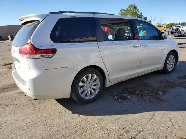 Photo 3 from auction – 2012 TOYOTA SIENNA XLE with VIN 5TDYK3DC2CS200429