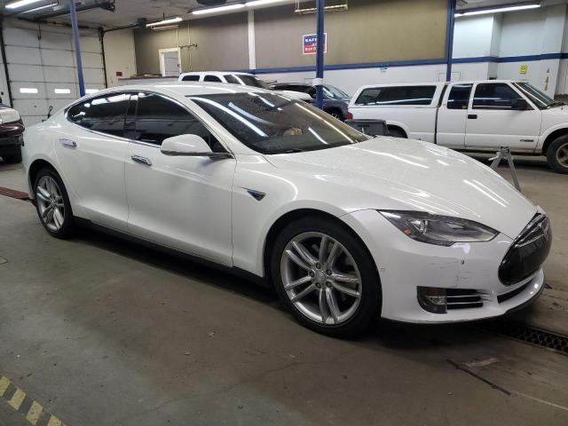 Photo 4 from auction – 2015 TESLA MODEL S 85 with VIN 5YJSA1H2XFF080919