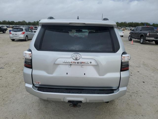 Photo 6 from auction – 2019 TOYOTA 4RUNNER SR with VIN JTEZU5JRXK5213545
