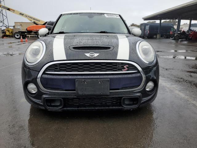 Photo 5 from auction – 2016 MINI COOPER S with VIN WMWXU3C57G2B67272