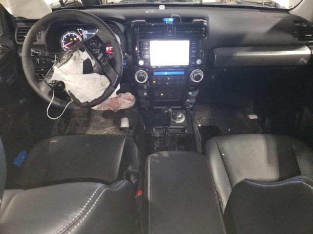 Photo 8 from auction – 2020 TOYOTA 4RUNNER SR with VIN JTEBU5JRXL5764304