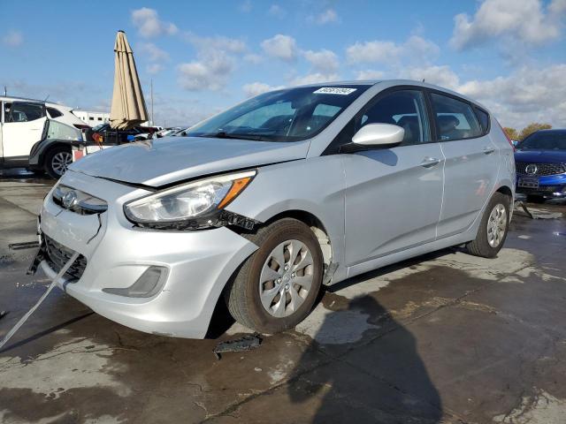 HYUNDAI ACCENT SE 2017 with VIN KMHCT5AE5HU306252 - Photo from auction