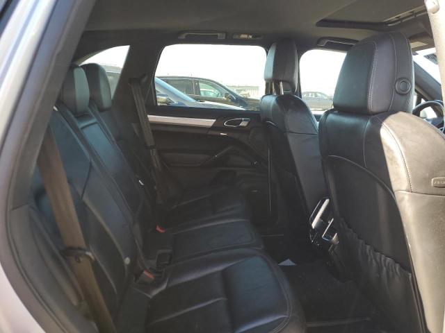 Photo 10 from auction – 2011 PORSCHE CAYENNE S with VIN WP1AB2A27BLA52302