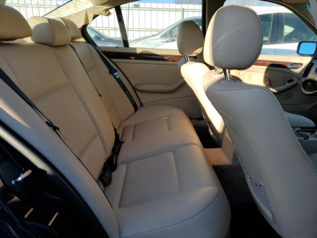 Photo 10 from auction – 2005 BMW 325 I with VIN WBAEV33405KX09978