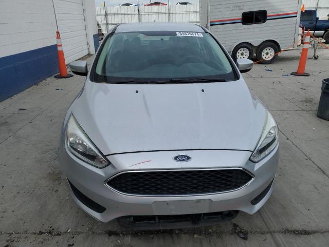 Photo 5 from auction – 2016 FORD FOCUS with VIN 1FADP3F24GL258897