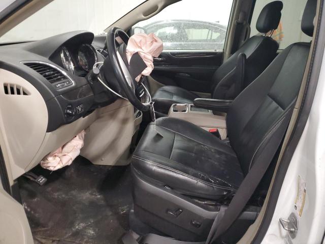 Photo 7 from auction – 2016 CHRYSLER TOWN & COU with VIN 2C4RC1BGXGR268634