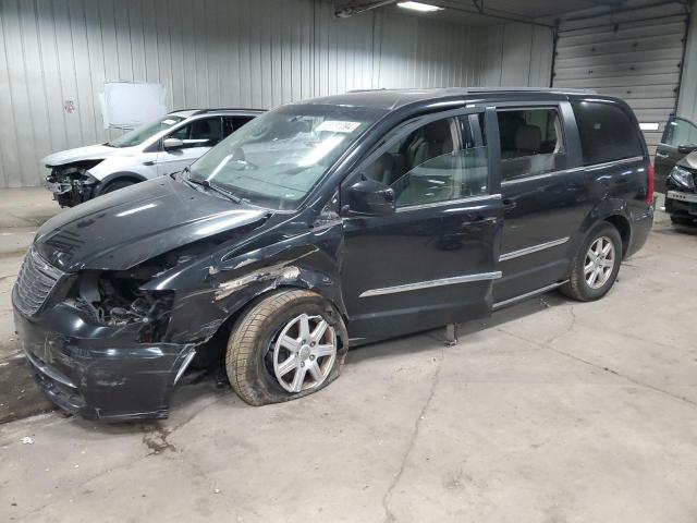 CHRYSLER TOWN & COU 2013 with VIN 2C4RC1BG1DR529077 - Photo from auction