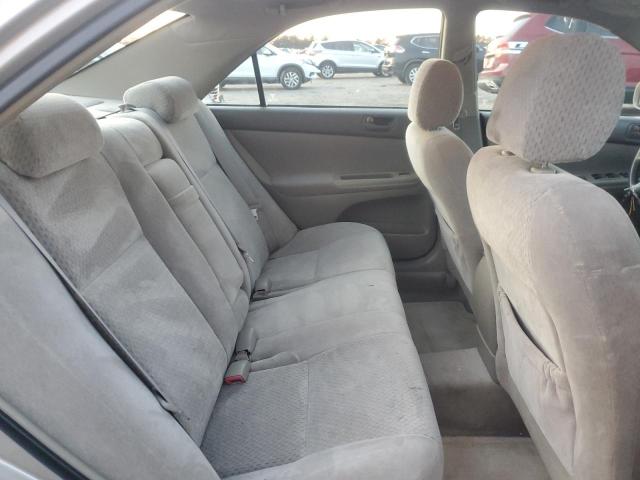 Photo 10 from auction – 2004 TOYOTA CAMRY LE with VIN 4T1BE32KX4U349042