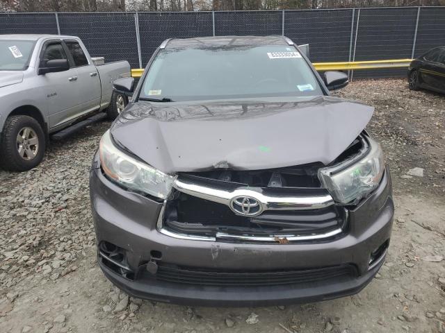 Photo 5 from auction – 2015 TOYOTA HIGHLANDER with VIN 5TDDKRFH6FS142405