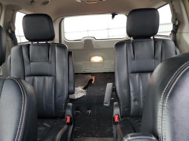 Photo 10 from auction – 2014 CHRYSLER TOWN & COU with VIN 2C4RC1BG6ER209075