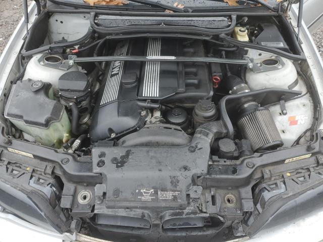 Photo 11 from auction – 2003 BMW 325 I with VIN WBAET37423NJ26923