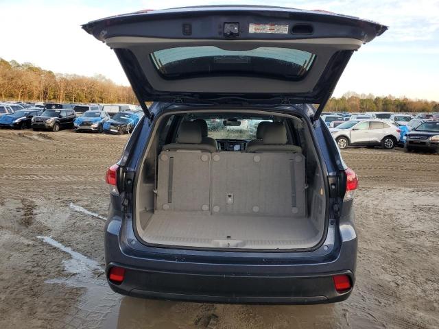 Photo 6 from auction – 2019 TOYOTA HIGHLANDER with VIN 5TDJZRFH4KS963060