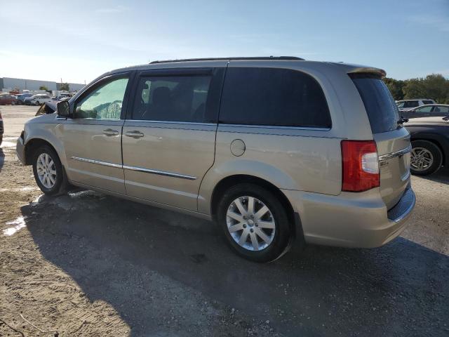 Photo 2 from auction – 2016 CHRYSLER TOWN & COU with VIN 2C4RC1BG0GR177369