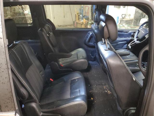 Photo 11 from auction – 2015 CHRYSLER TOWN & COU with VIN 2C4RC1HG7FR720108