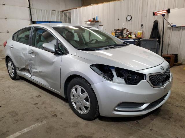Photo 4 from auction – 2016 KIA FORTE LX with VIN KNAFX4A6XG5498962