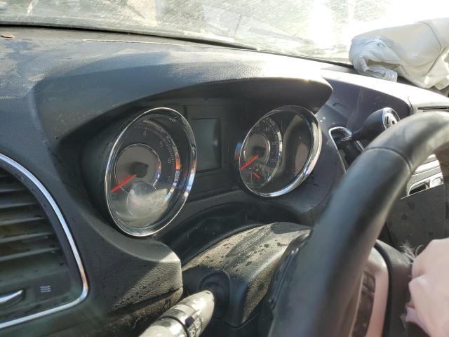 Photo 9 from auction – 2016 CHRYSLER TOWN & COU with VIN 2C4RC1BGXGR187679