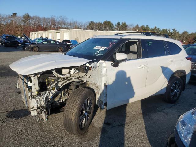 TOYOTA HIGHLANDER 2022 with VIN 5TDHZRBH0NS182819 - Photo from auction