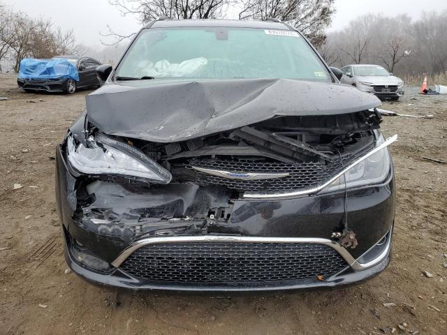 Photo 5 from auction – 2017 CHRYSLER PACIFICA T with VIN 2C4RC1EG4HR543718