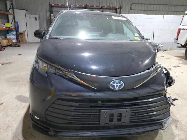 Photo 5 from auction – 2024 TOYOTA SIENNA XSE with VIN 5TDCSKFC3RS112161