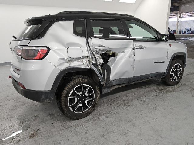 Photo 3 from auction – 2024 JEEP COMPASS TR with VIN 3C4NJDDN0RT144938