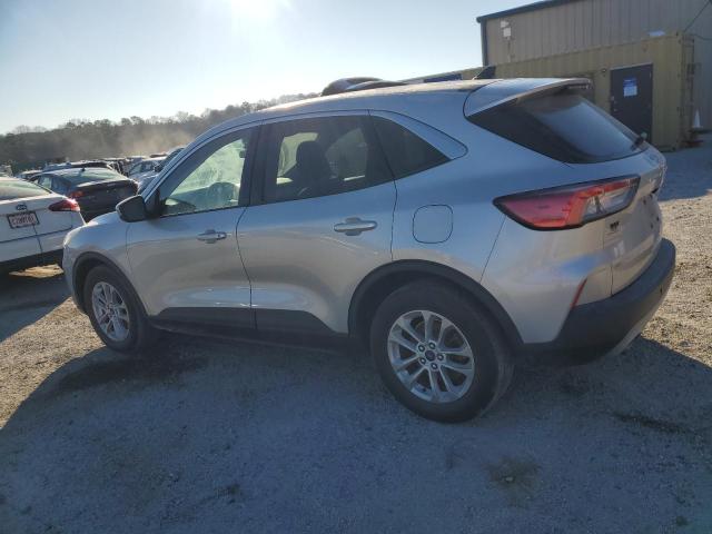 Photo 2 from auction – 2020 FORD ESCAPE SE with VIN 1FMCU0G6XLUB43395