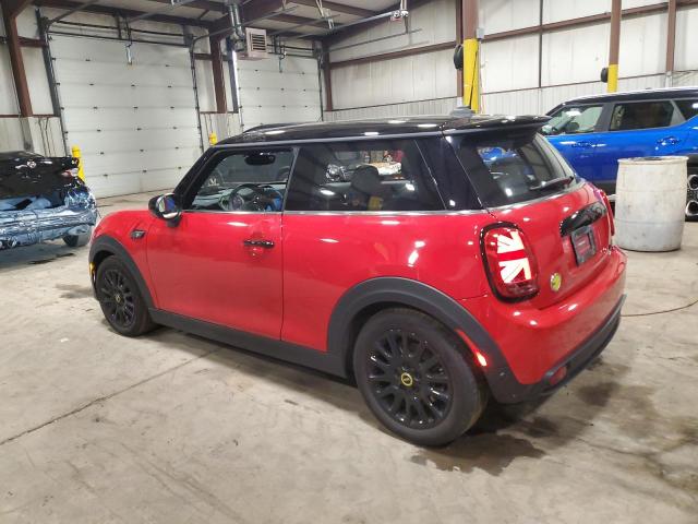 Photo 2 from auction – 2024 MINI COOPER SE with VIN WMW13DJ08R2U60362