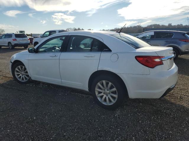 Фото 2 с аукциона – 2013 CHRYSLER 200 TOURIN с VIN 1C3CCBBB3DN762945
