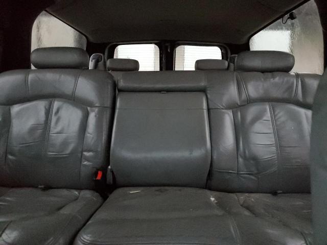 Photo 10 from auction – 2001 CHEVROLET SUBURBAN K with VIN 3GNFK16TX1G142775