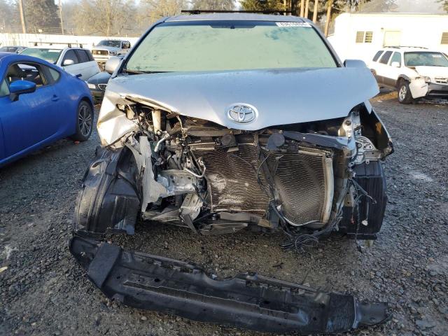 Photo 5 from auction – 2014 TOYOTA SIENNA XLE with VIN 5TDDK3DC2ES091231