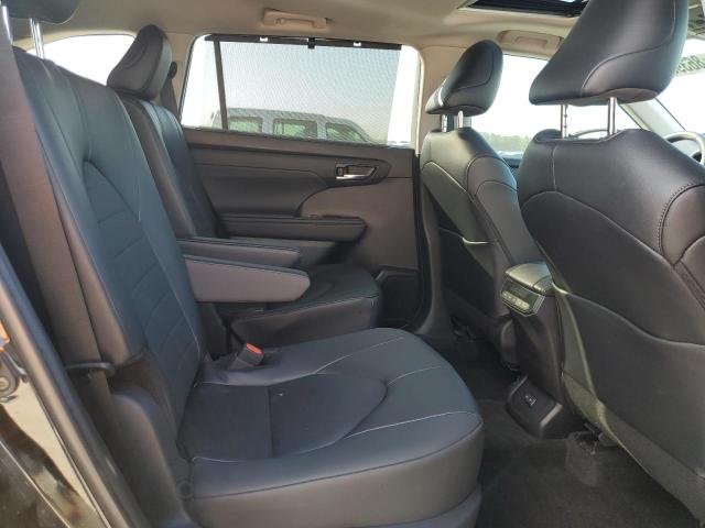 Photo 11 from auction – 2024 TOYOTA HIGHLANDER with VIN 5TDKDRAH3RS536683