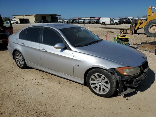 Photo 4 from auction – 2006 BMW 325 I AUTO with VIN WBAVB17536NK37744