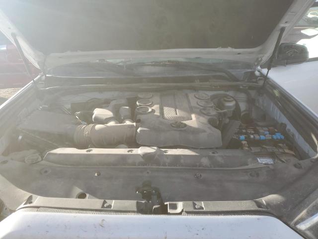 Photo 12 from auction – 2018 TOYOTA 4RUNNER SR with VIN JTEZU5JR5J5169923