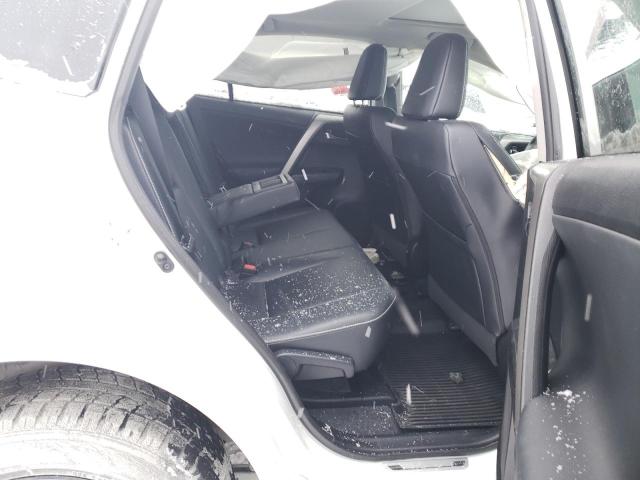 Photo 11 from auction – 2017 TOYOTA RAV4 LIMIT with VIN 2T3DFREV2HW553247