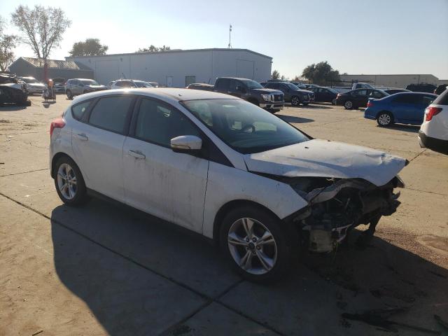Zdjęcie 4 z aukcji – 2014 FORD FOCUS SE z VIN 1FADP3K22EL265527