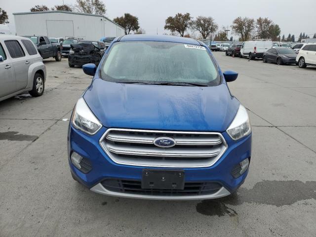 Photo 5 from auction – 2017 FORD ESCAPE SE with VIN 1FMCU9GDXHUC51686