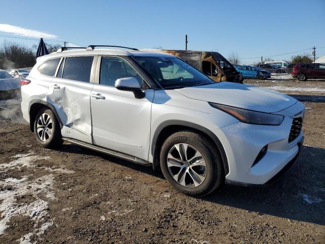 Photo 4 from auction – 2023 TOYOTA HIGHLANDER with VIN 5TDKDRBH6PS022287