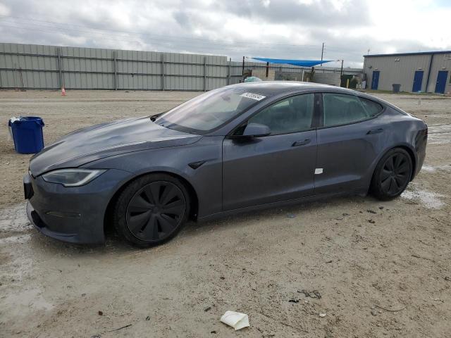 TESLA MODEL S 2022 with VIN 5YJSA1E59NF489684 - Photo from auction