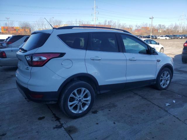 Снимка 3 от търг – 2017 FORD ESCAPE SE с VIN 1FMCU0GD6HUC62079
