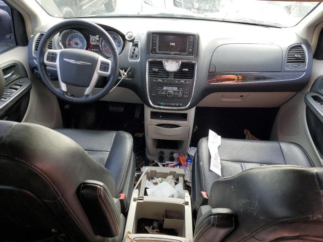 Photo 8 from auction – 2016 CHRYSLER TOWN & COU with VIN 2C4RC1BG8GR118585