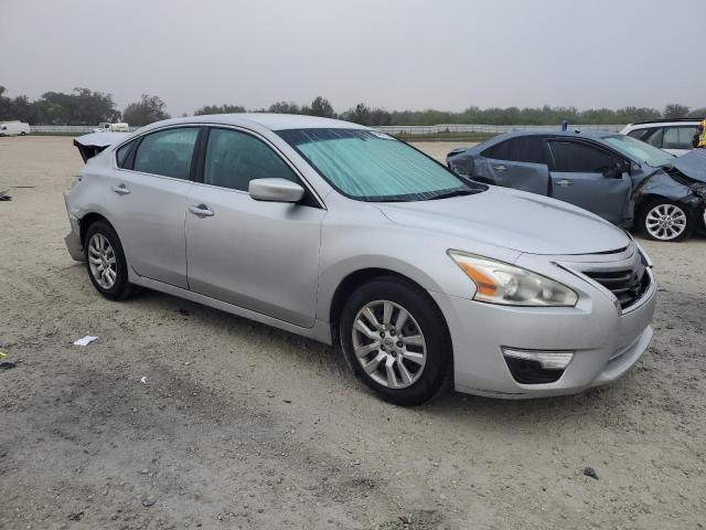 Photo 4 from auction – 2015 NISSAN ALTIMA 2.5 with VIN 1N4AL3AP2FN889619