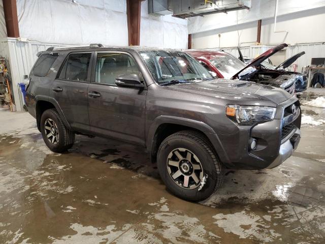 Photo 4 from auction – 2018 TOYOTA 4RUNNER SR with VIN JTEBU5JRXJ5587105