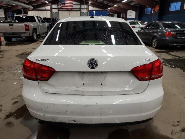 Photo 6 from auction – 2015 VOLKSWAGEN PASSAT S with VIN 1VWAT7A39FC101393