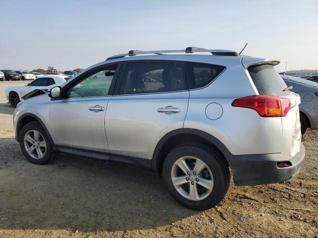Photo 2 from auction – 2013 TOYOTA RAV4 XLE with VIN JTMRFREV5DD004560