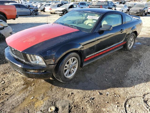 FORD MUSTANG 2005 with VIN 1ZVFT80N555136854 - Photo from auction