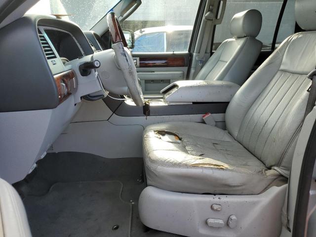 Photo 7 from auction – 2006 LINCOLN NAVIGATOR with VIN 5LMFU27506LJ12017