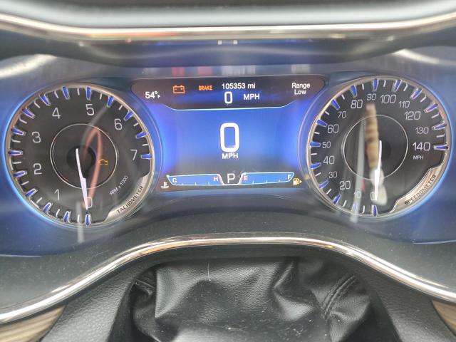 Photo 9 from auction – 2015 CHRYSLER 200 C with VIN 1C3CCCCG4FN650948