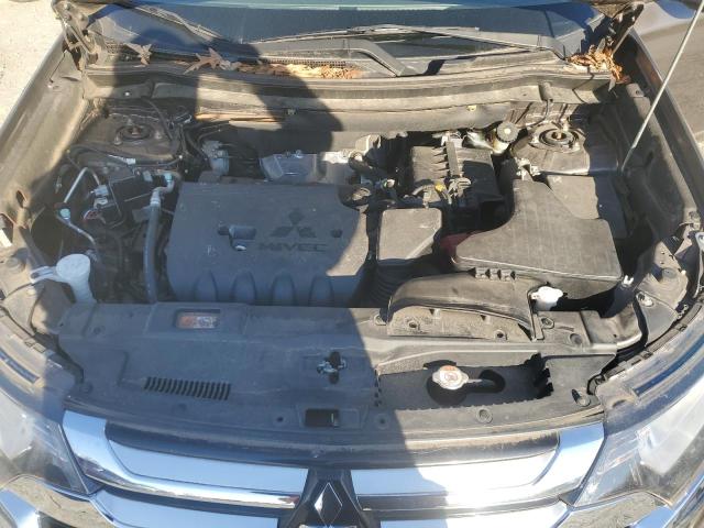 Photo 12 from auction – 2017 MITSUBISHI OUTLANDER with VIN JA4AD3A3XHZ038792