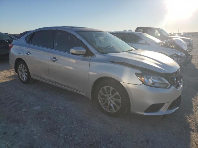 Photo 4 from auction – 2017 NISSAN SENTRA S with VIN 3N1AB7AP6HY330183